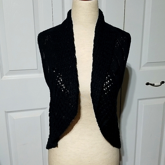 Vintage Knit Shrug Vest - Picture 5 of 14